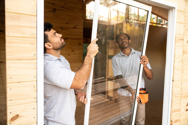 Professional Insulation Installation & Removal in Shady Hollow, TX